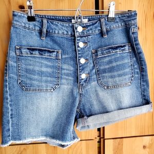 Bootlegger Women's Denim Shorts with Exposed Button Fly. Size 28
